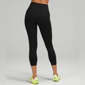 Lululemon Base Pace High-Rise Crop 23" leggings black size 6 workout tights